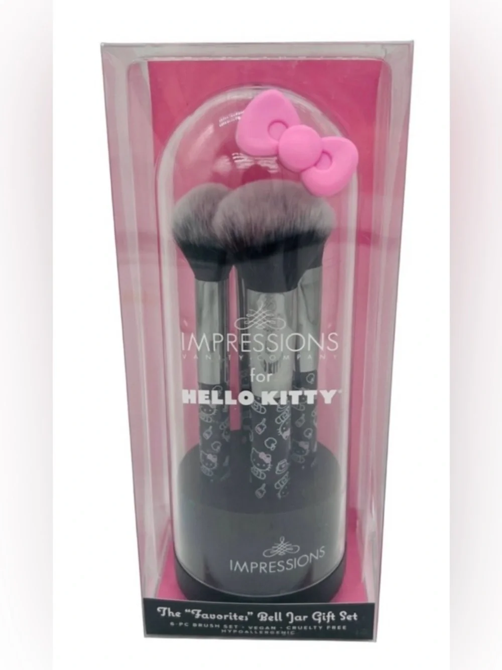 Impressions Hello Kitty Pink Kabuki Brush Gift Set